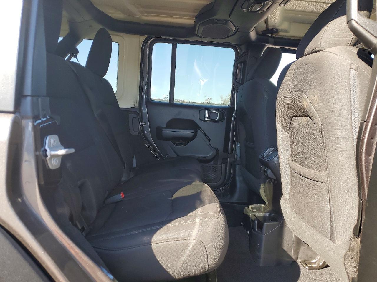 2019 JEEP WRANGLER UNLIMITED SPORT photo 10