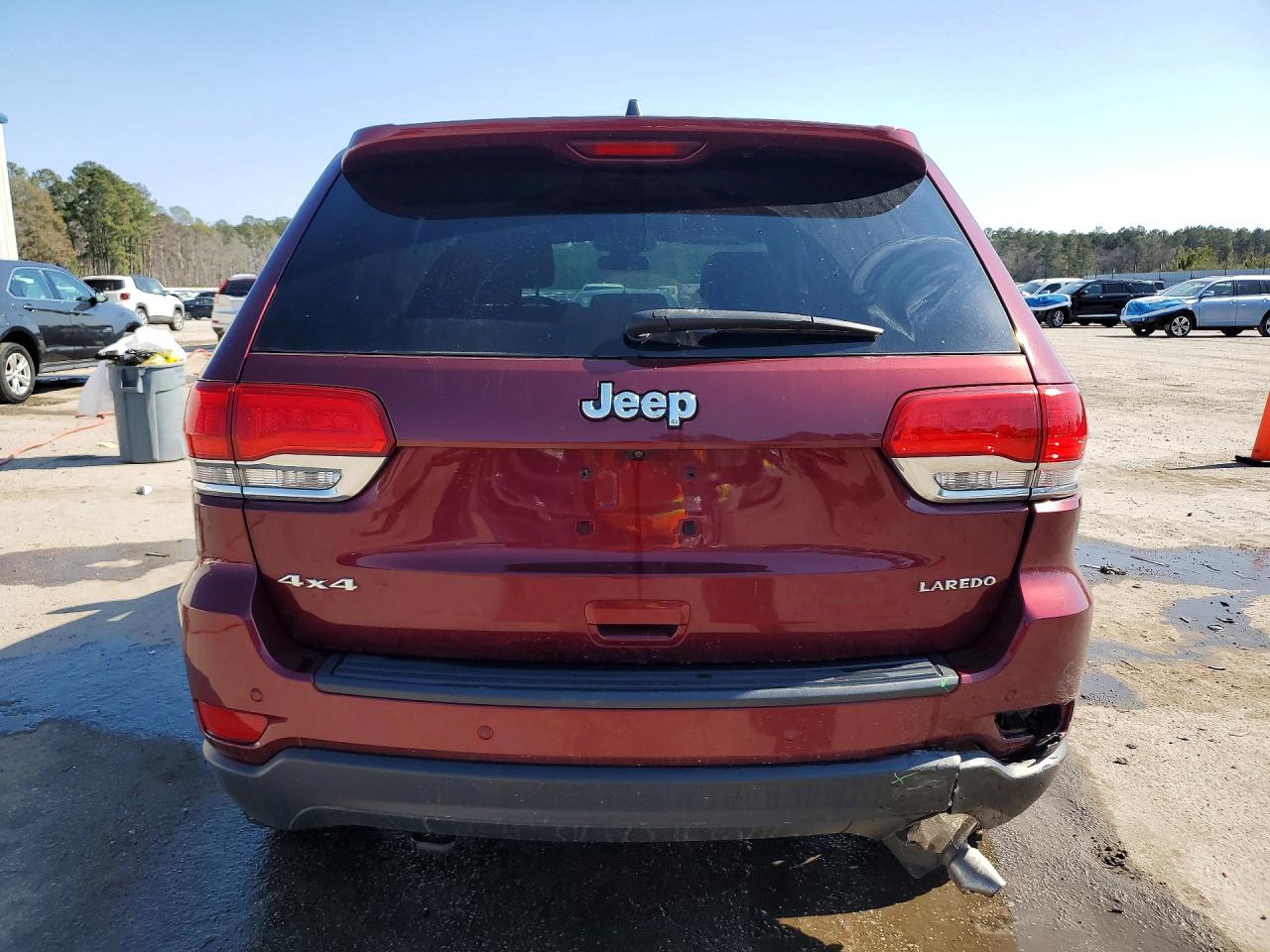 2019 JEEP GRAND CHEROKEE LAREDO photo 6