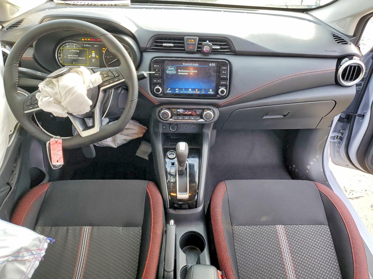 2025 NISSAN VERSA SR photo 15