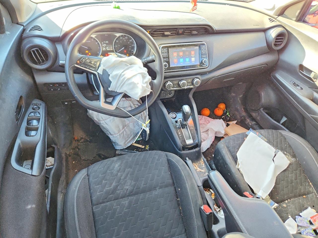 2021 NISSAN KICKS S photo 8