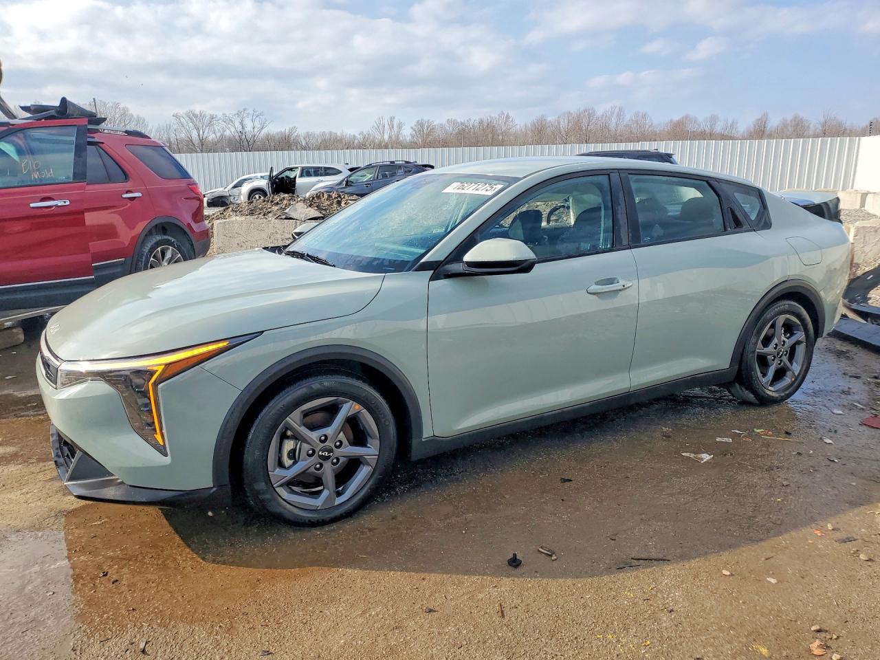 2025 KIA K4