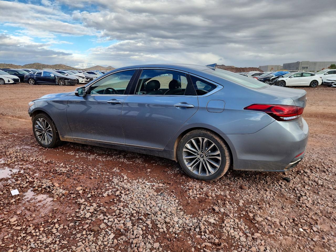 2015 HYUNDAI GENESIS 3.8L photo 3