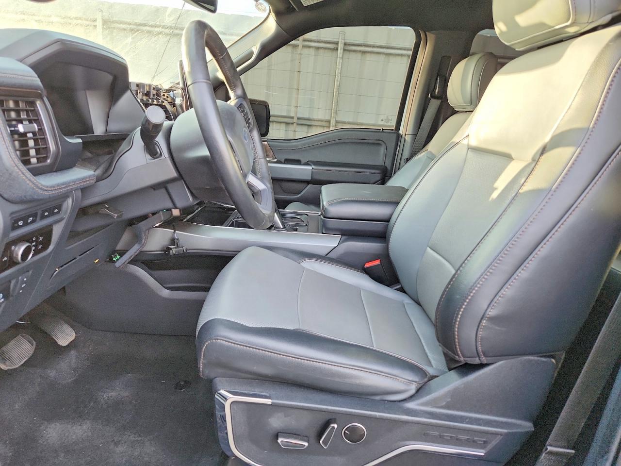 2023 FORD F150 LIGHTNING PRO photo 7