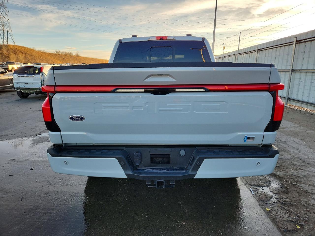 2023 FORD F150 LIGHTNING PRO photo 6