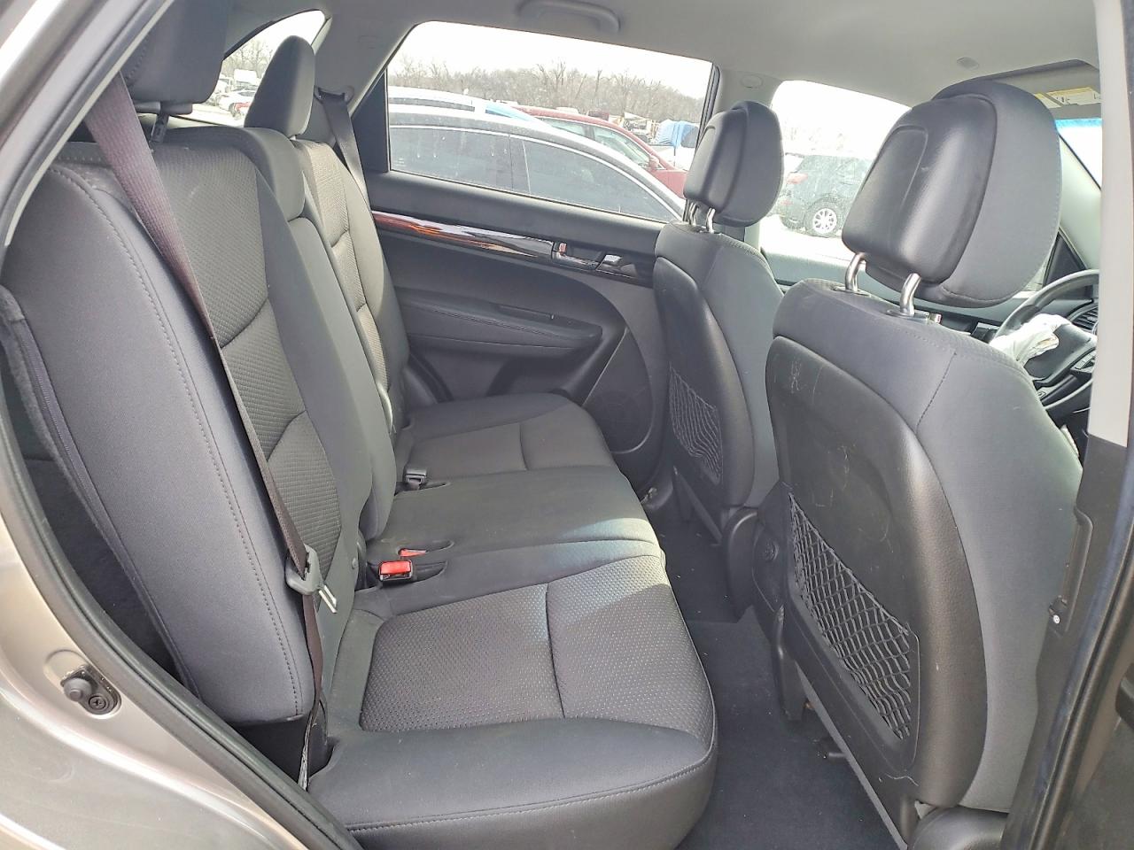 2011 KIA SORENTO LX photo 21