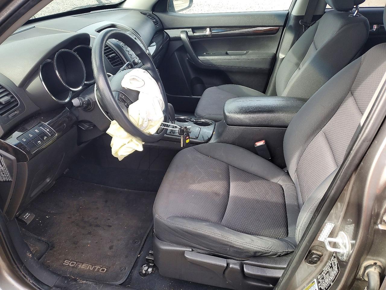 2011 KIA SORENTO LX photo 13