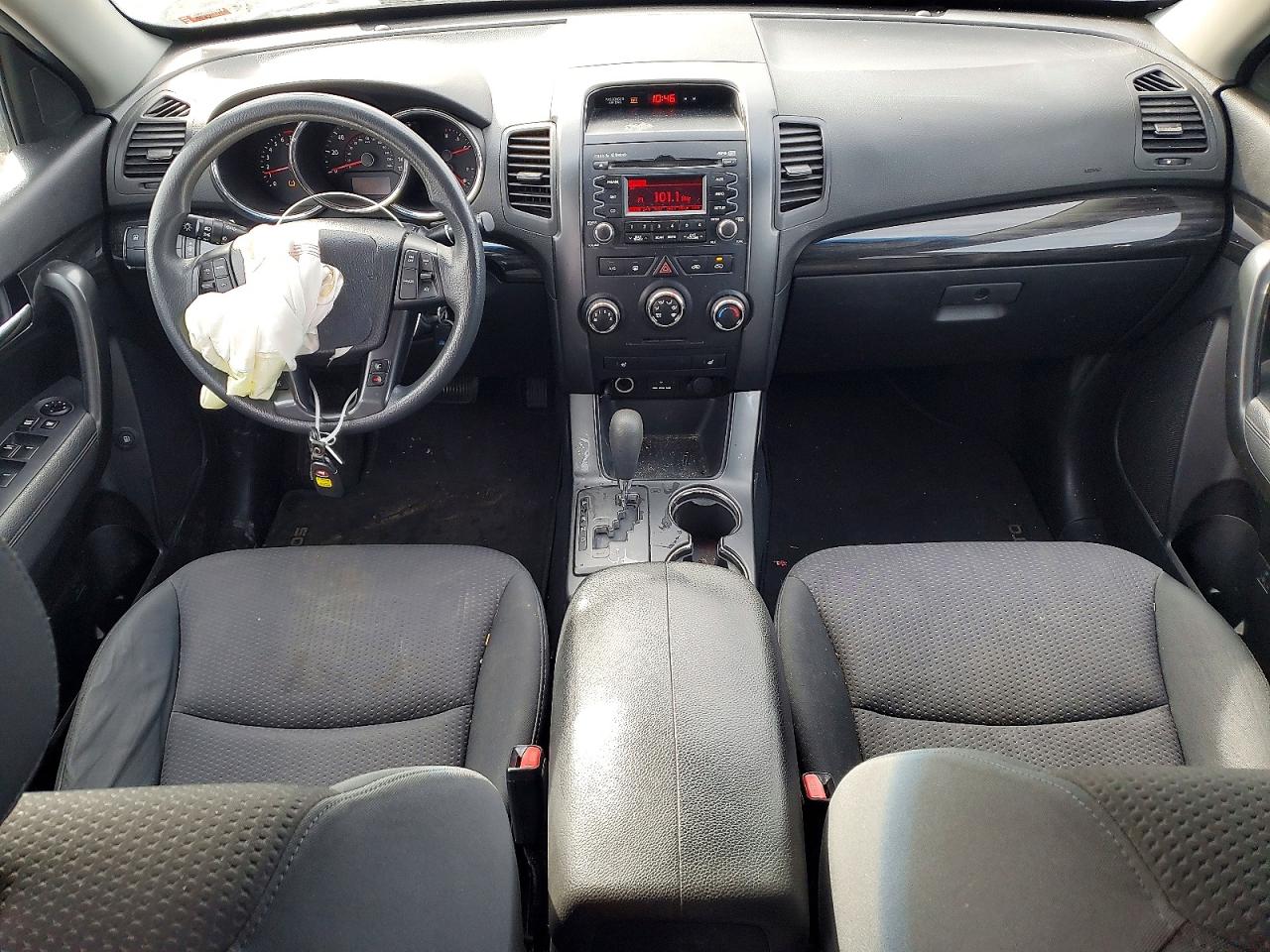 2011 KIA SORENTO LX photo 15