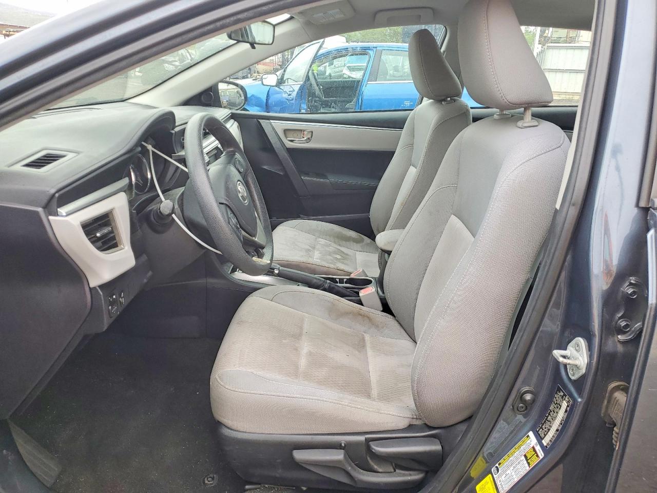 2015 TOYOTA COROLLA L photo 7
