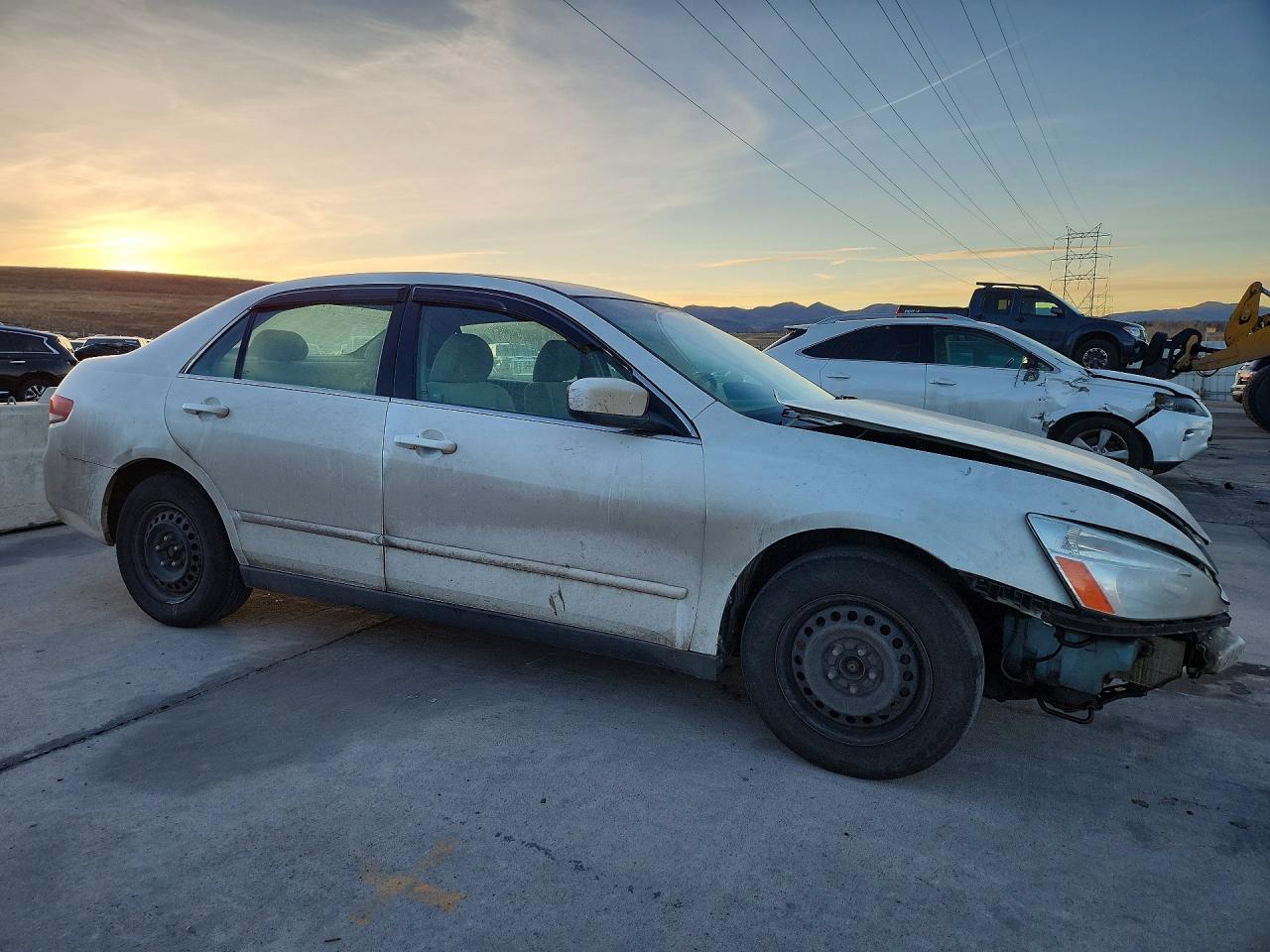 2004 HONDA ACCORD LX photo 7