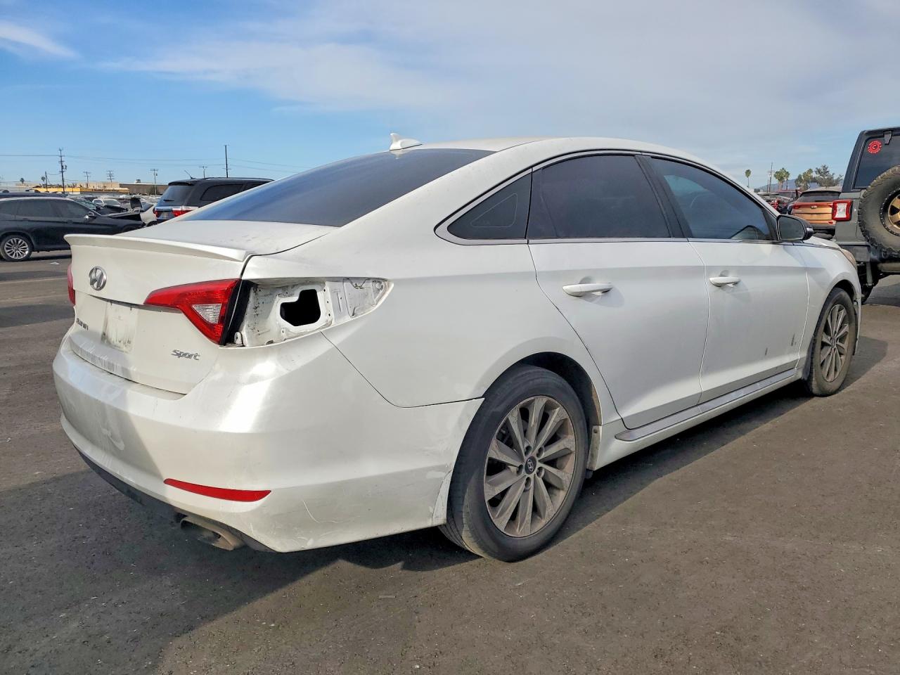 2017 HYUNDAI SONATA SPORT photo 3