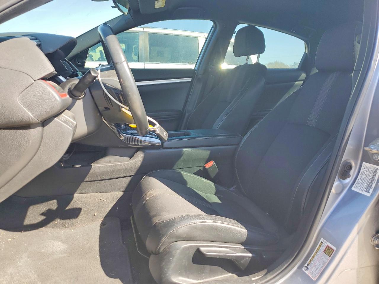 2020 HONDA CIVIC SPORT photo 7