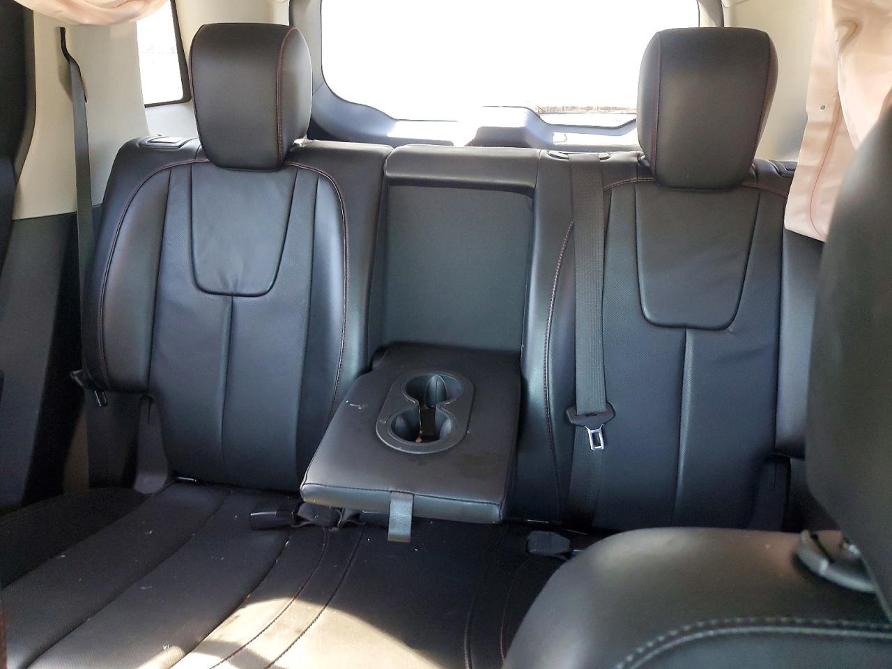2015 GMC TERRAIN SLT photo 28