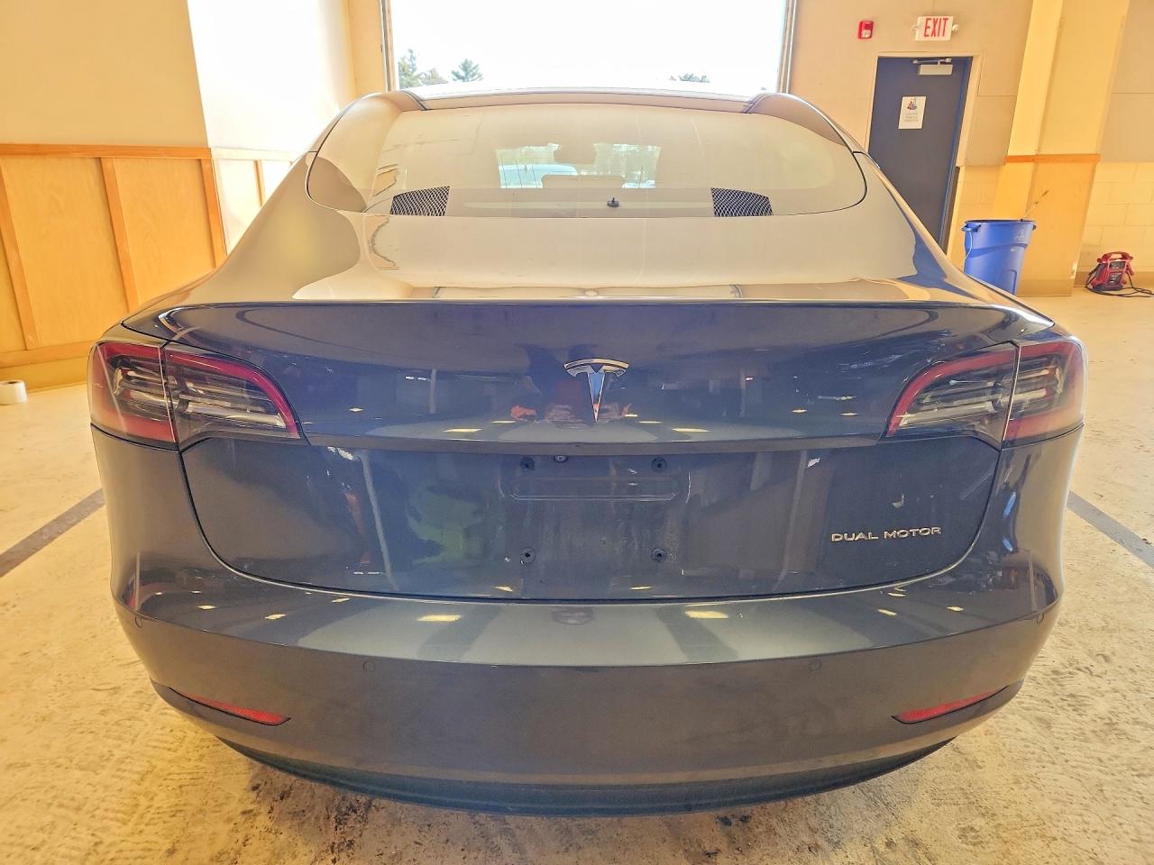 2018 TESLA MODEL 3 photo 6