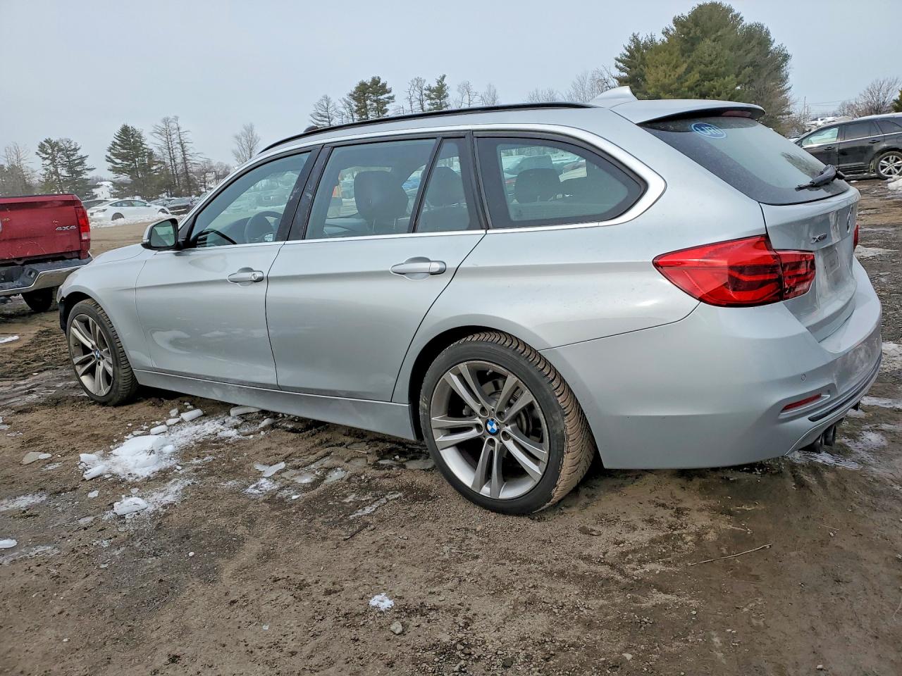 2017 BMW 330 XI photo 4