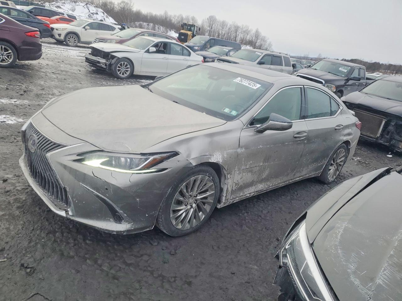 2020 LEXUS ES