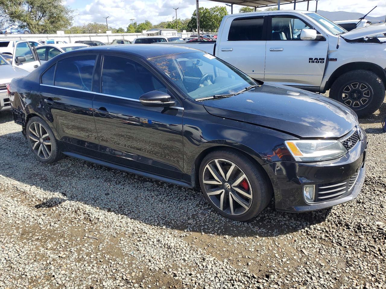 2012 VOLKSWAGEN JETTA GLI photo 4