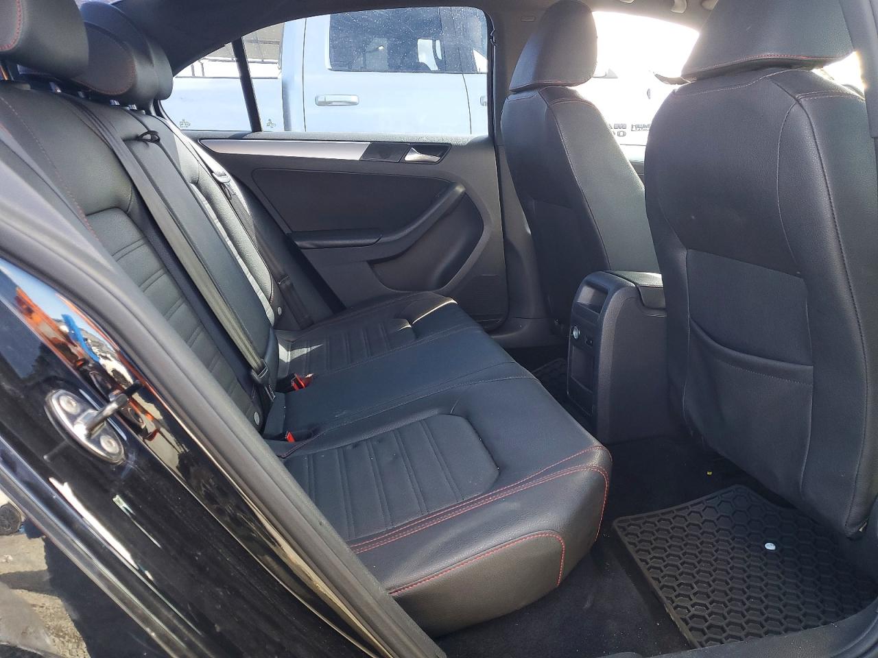 2012 VOLKSWAGEN JETTA GLI photo 10