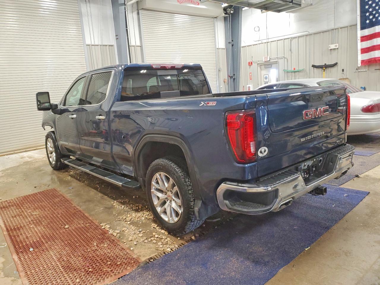 2021 GMC SIERRA K1500 SLT photo 2
