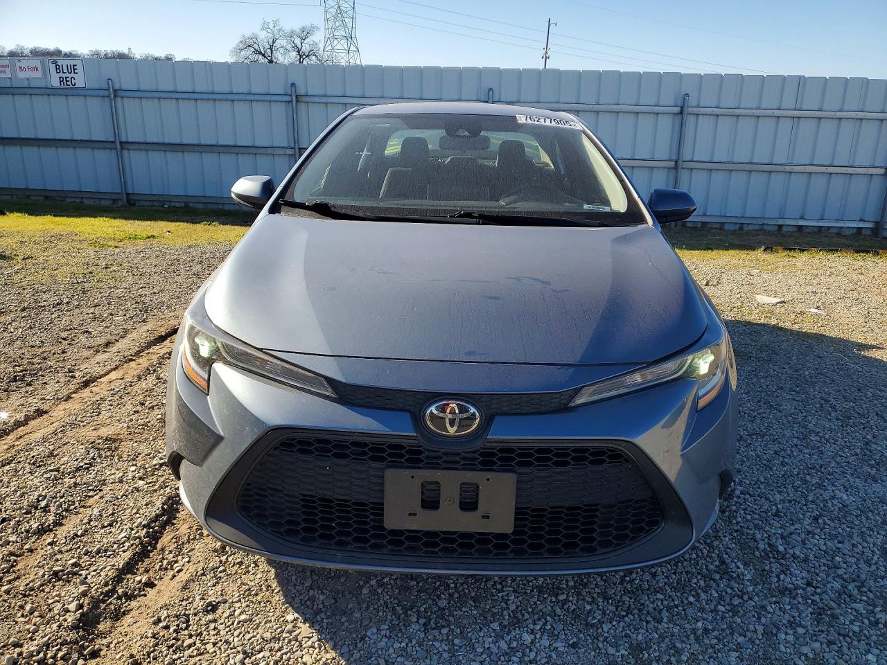 2021 TOYOTA COROLLA LE photo 5