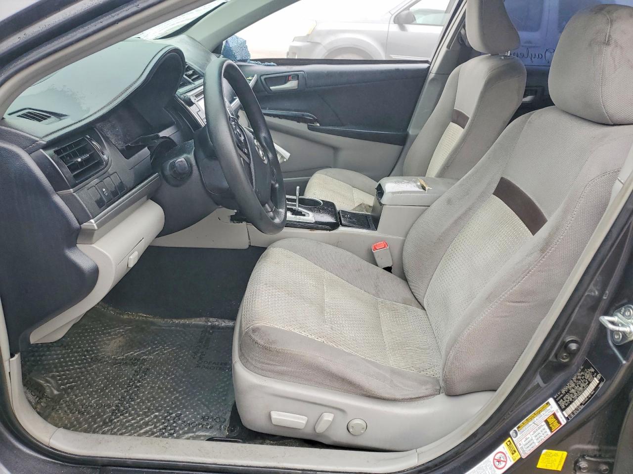 2012 TOYOTA CAMRY BASE photo 19