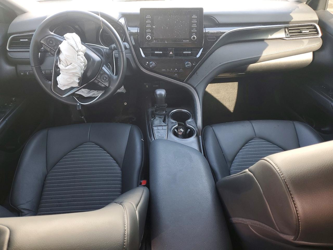 2024 TOYOTA CAMRY SE NIGHT SHADE photo 8