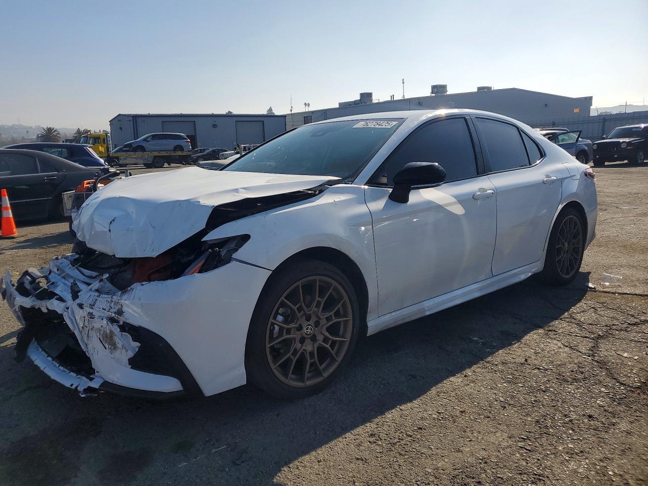 2024 TOYOTA CAMRY