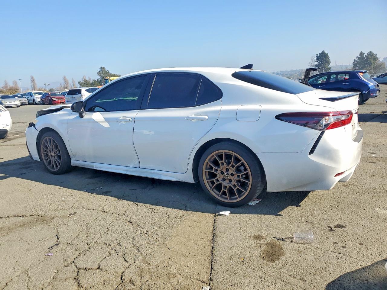2024 TOYOTA CAMRY SE NIGHT SHADE photo 2