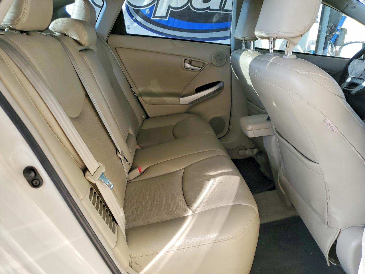 2011 TOYOTA PRIUS photo 10
