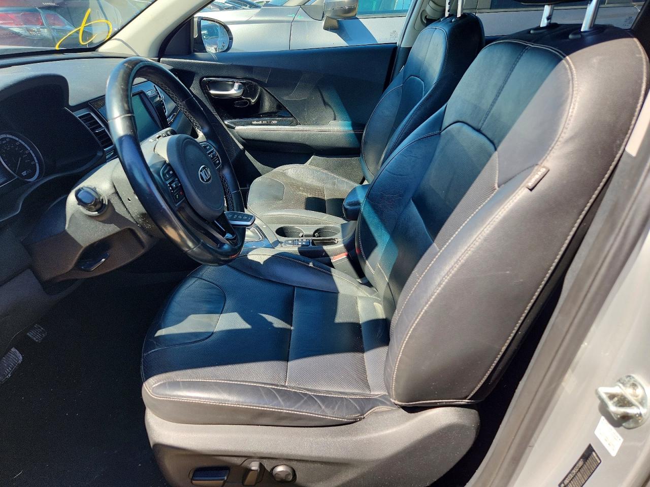 2019 KIA NIRO TOURING photo 13