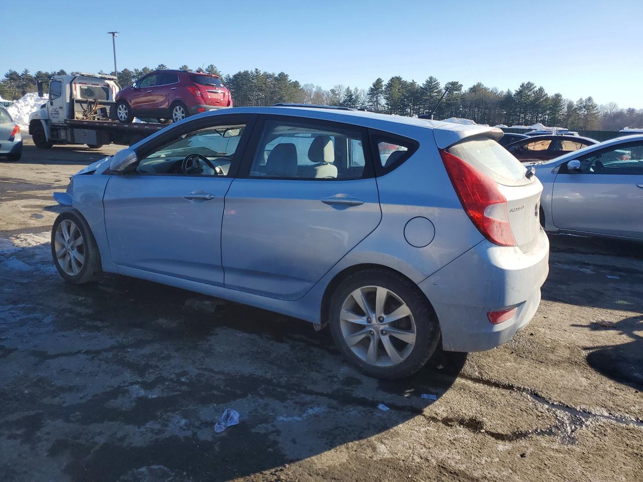 2014 HYUNDAI ACCENT GLS photo 2
