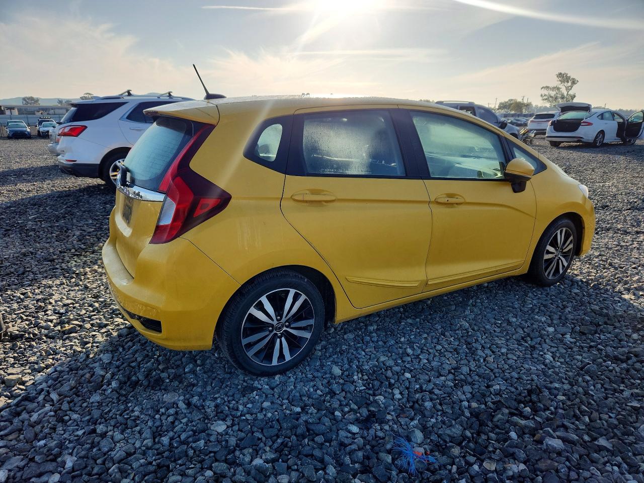 2018 HONDA FIT EX photo 3