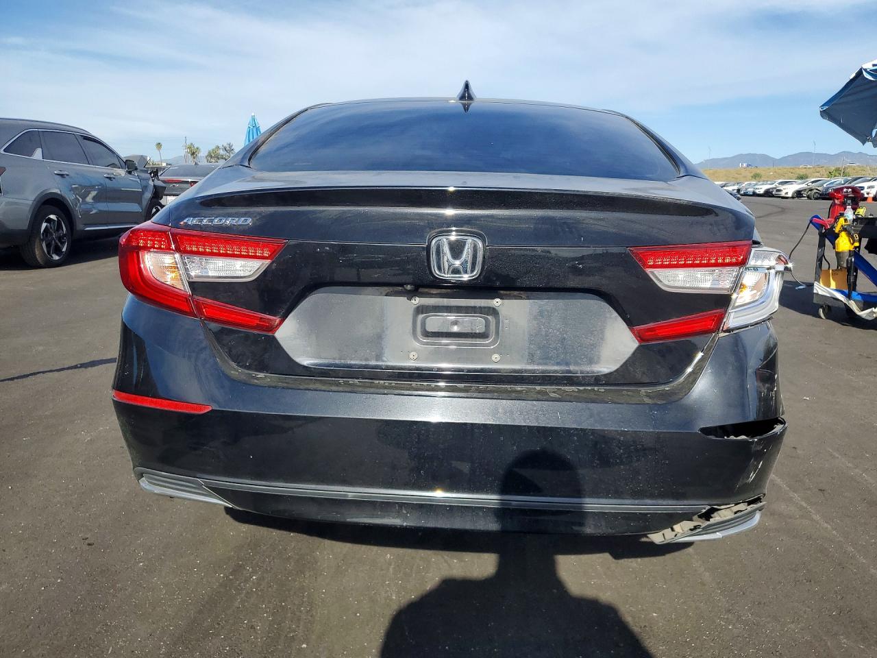 2018 HONDA ACCORD EXL photo 11