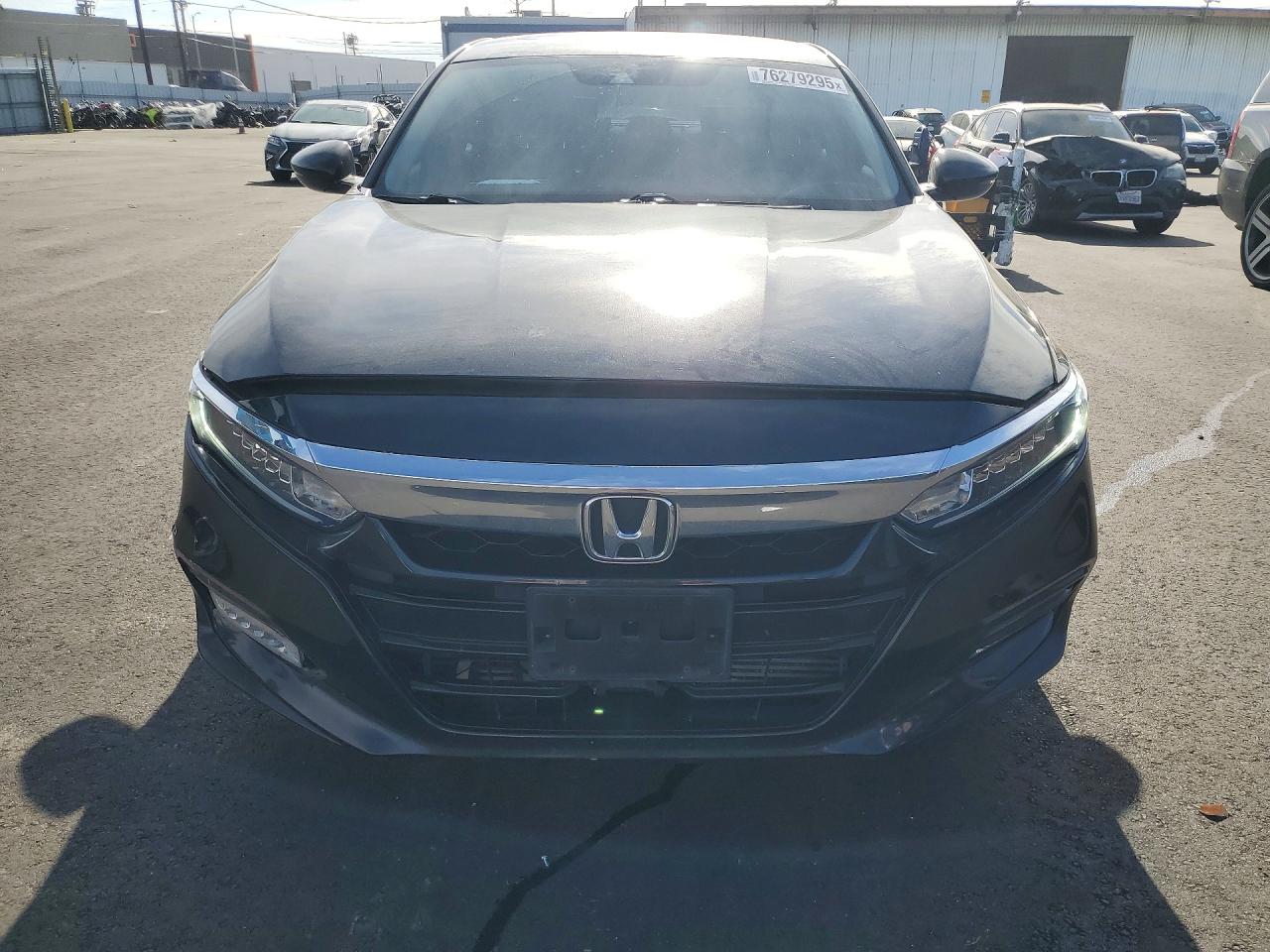 2018 HONDA ACCORD EXL photo 9