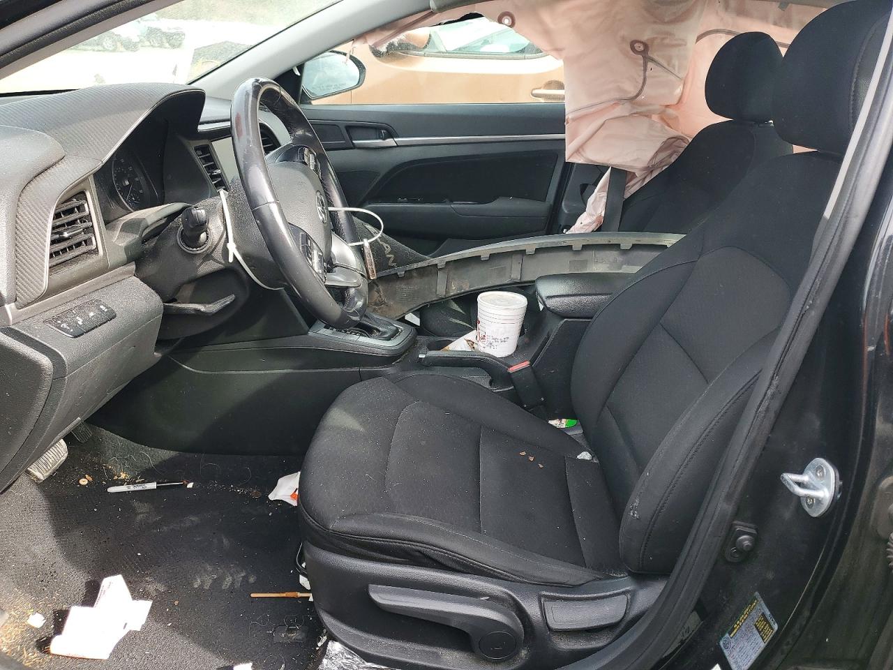 2019 HYUNDAI ELANTRA SEL photo 19