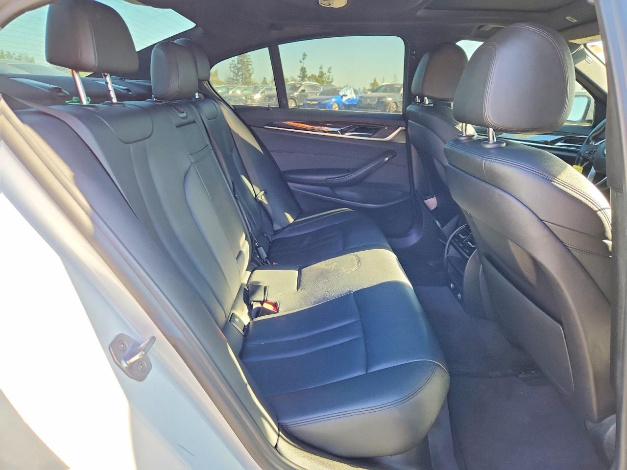 2018 BMW 530E photo 19