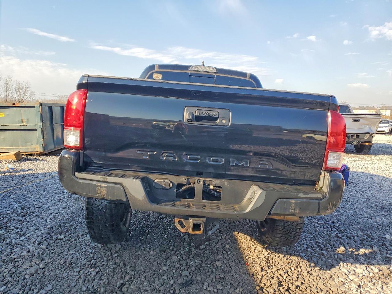 2017 TOYOTA TACOMA TRD SPORT photo 16
