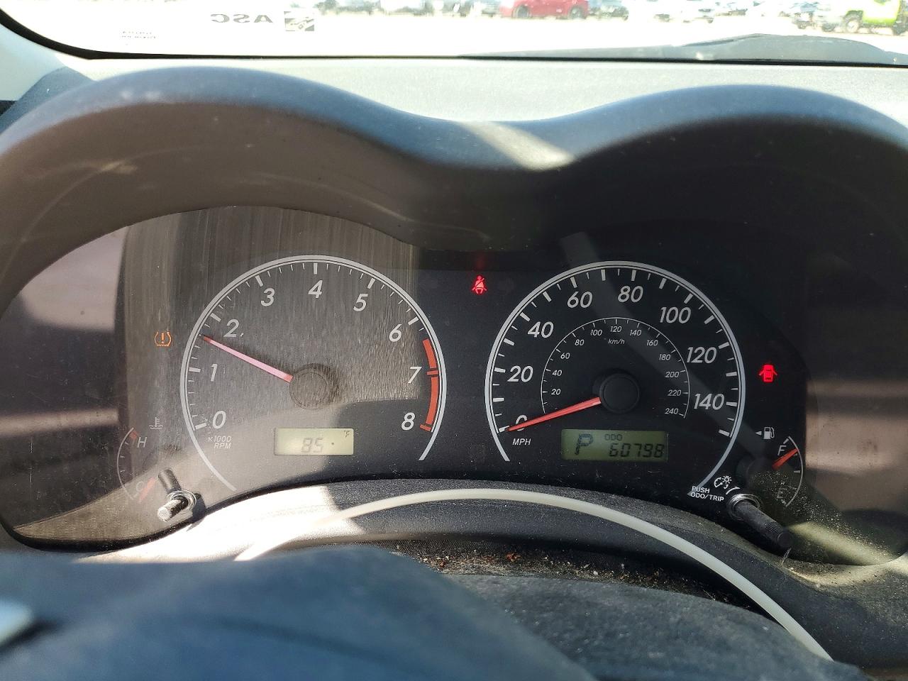 2011 TOYOTA COROLLA BASE photo 9