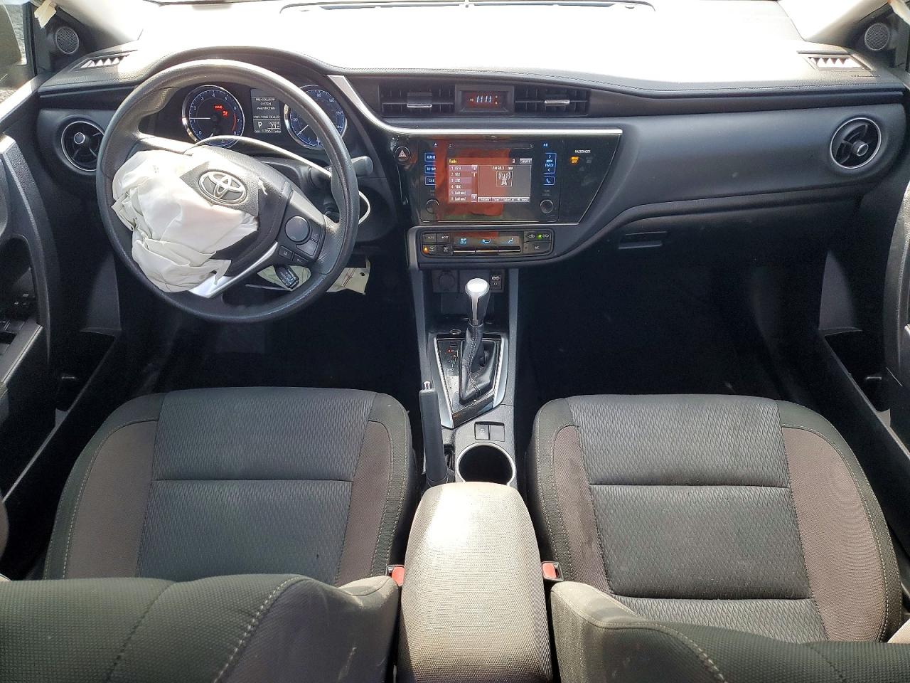 2017 TOYOTA COROLLA L photo 15