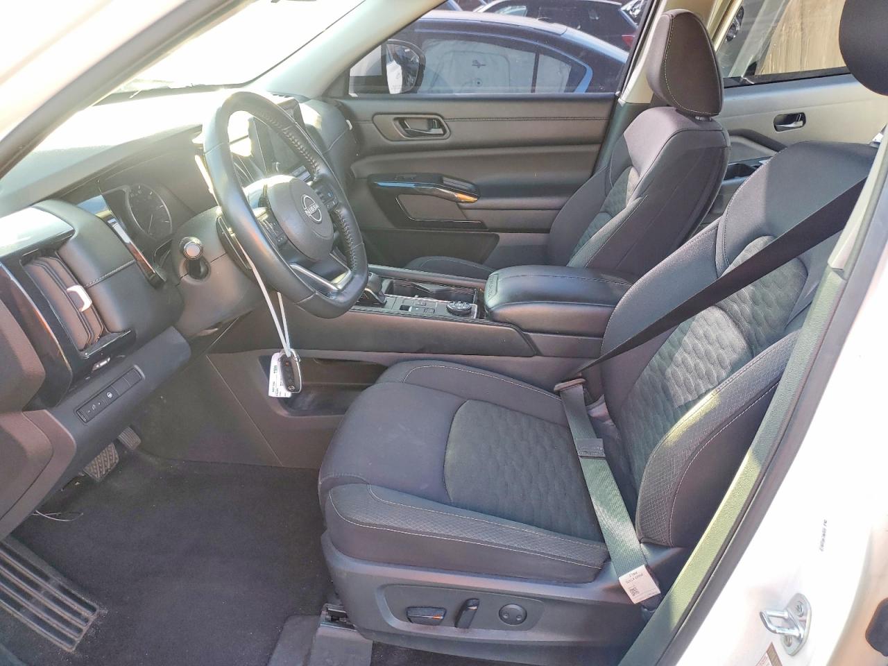 2023 NISSAN PATHFINDER SV photo 19