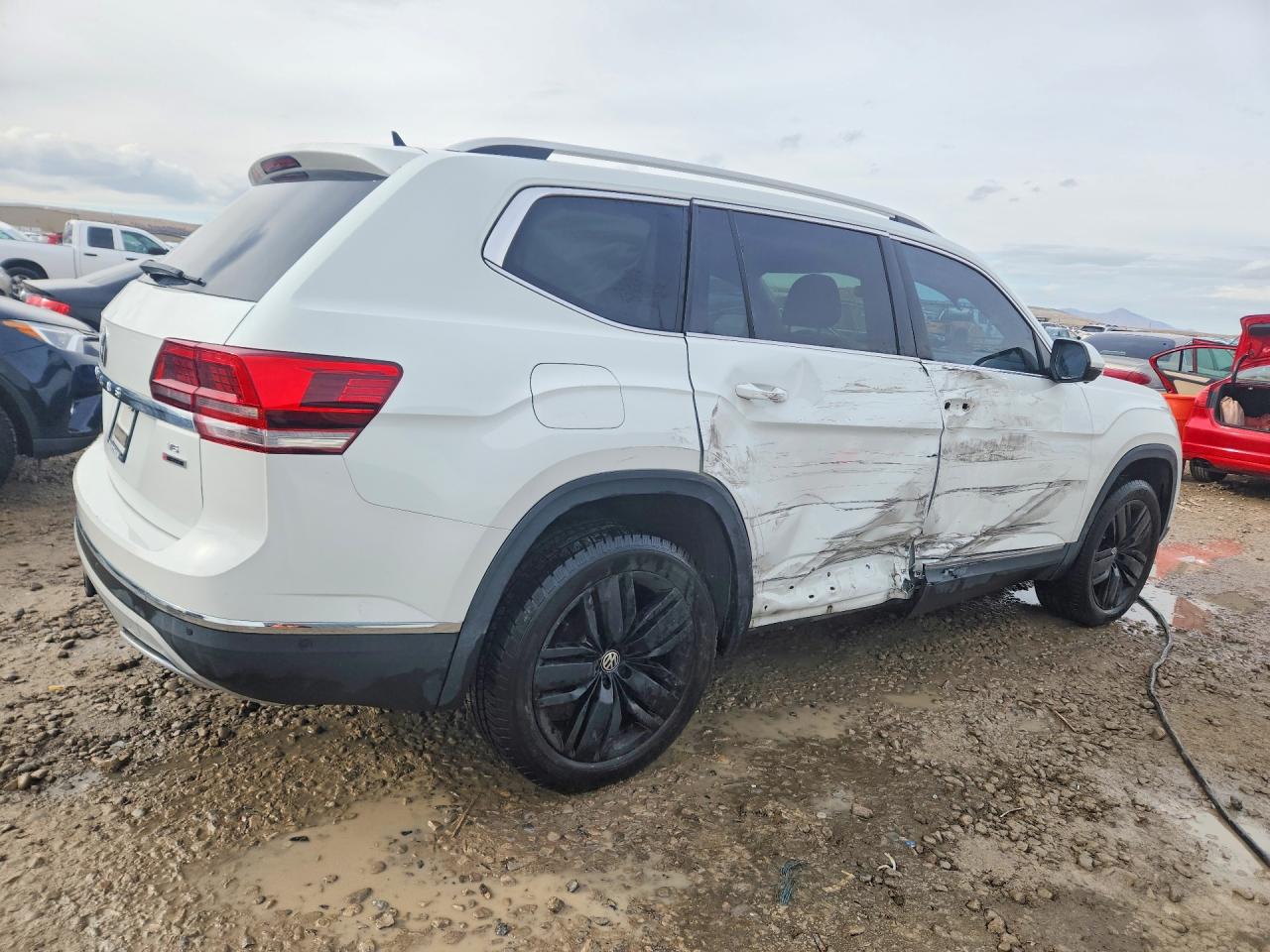 2018 VOLKSWAGEN ATLAS SEL PREMIUM photo 7