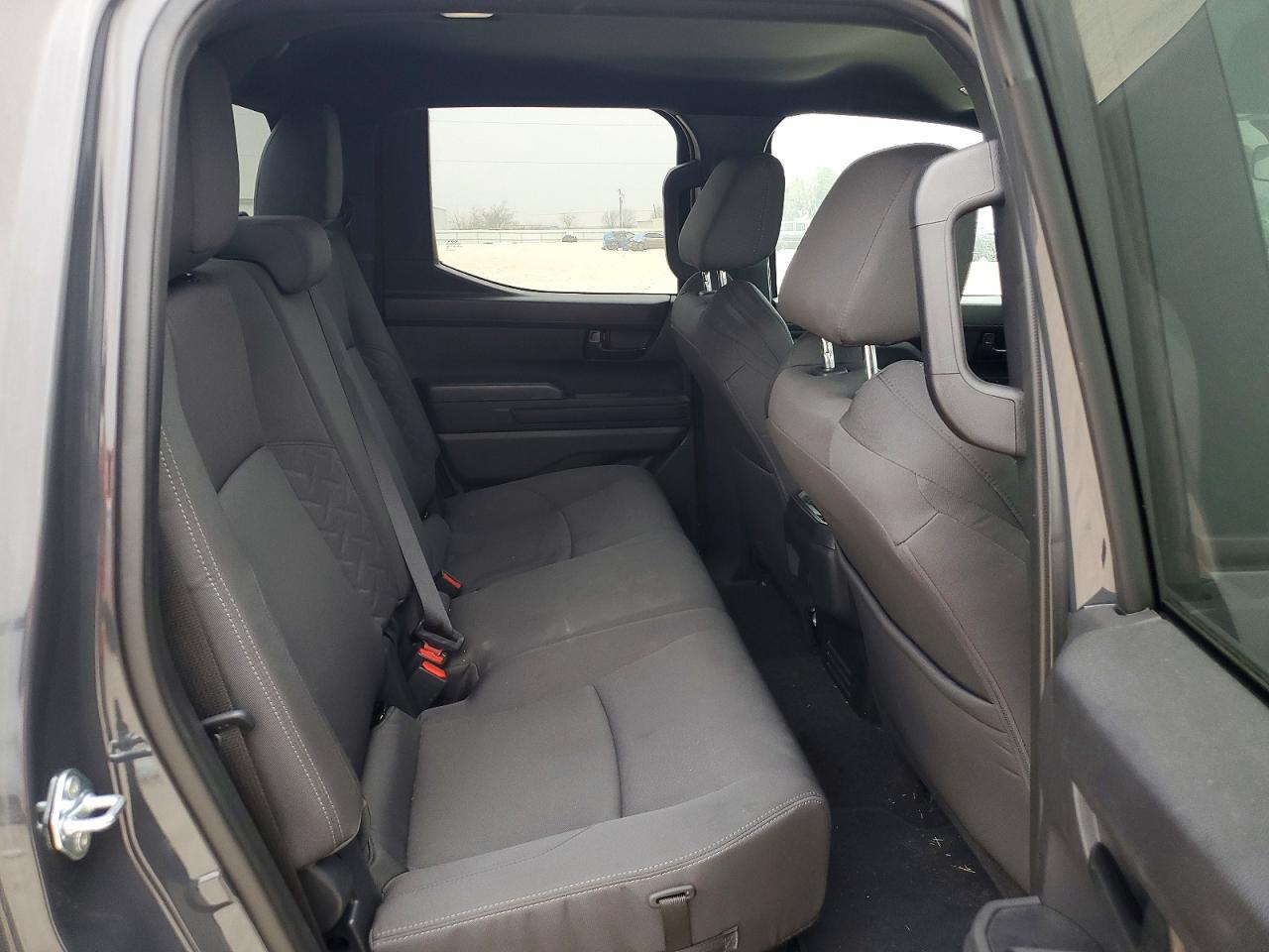2024 TOYOTA TACOMA DOUBLE CAB photo 10