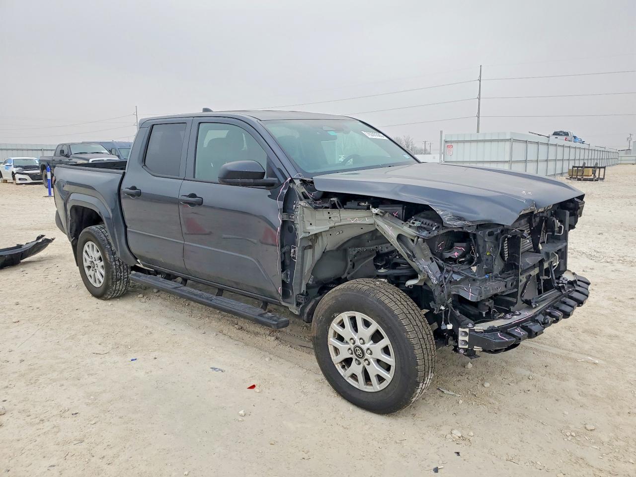 2024 TOYOTA TACOMA DOUBLE CAB photo 4