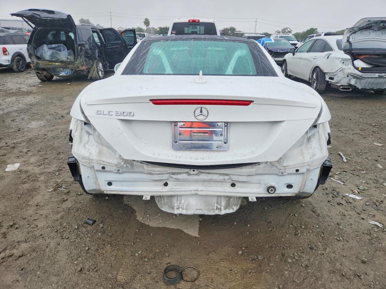 2017 MERCEDES-BENZ SLC 300 photo 11