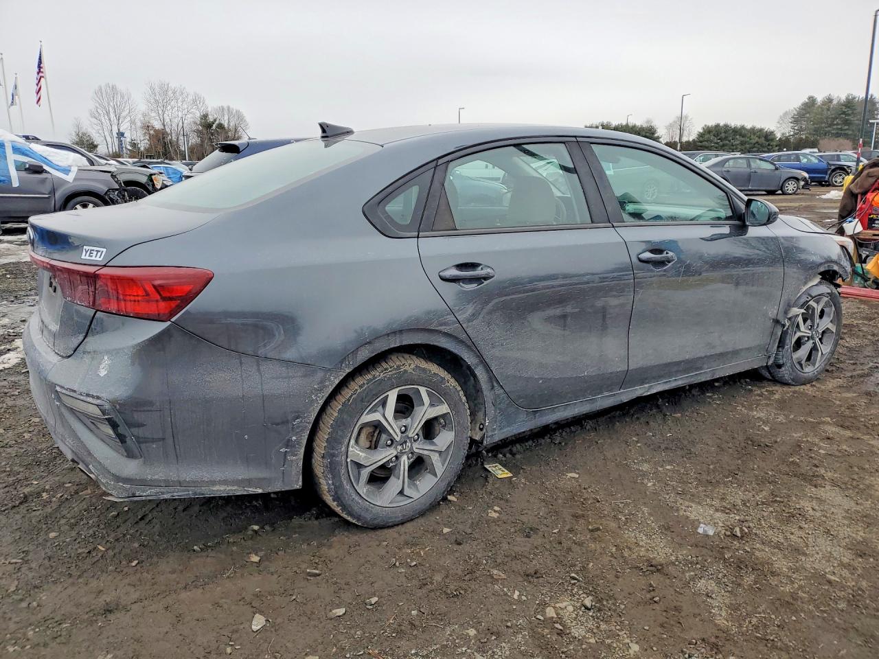 2020 KIA FORTE FE, LXS photo 5