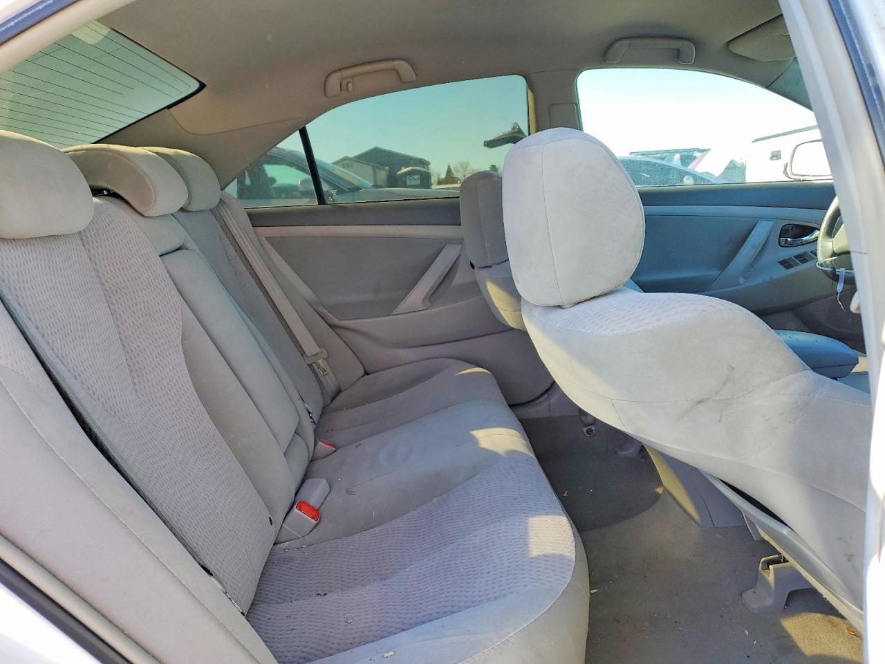2010 TOYOTA CAMRY BASE photo 10