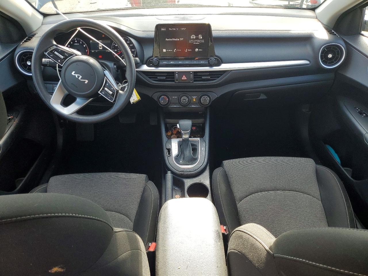 2024 KIA FORTE LX photo 15