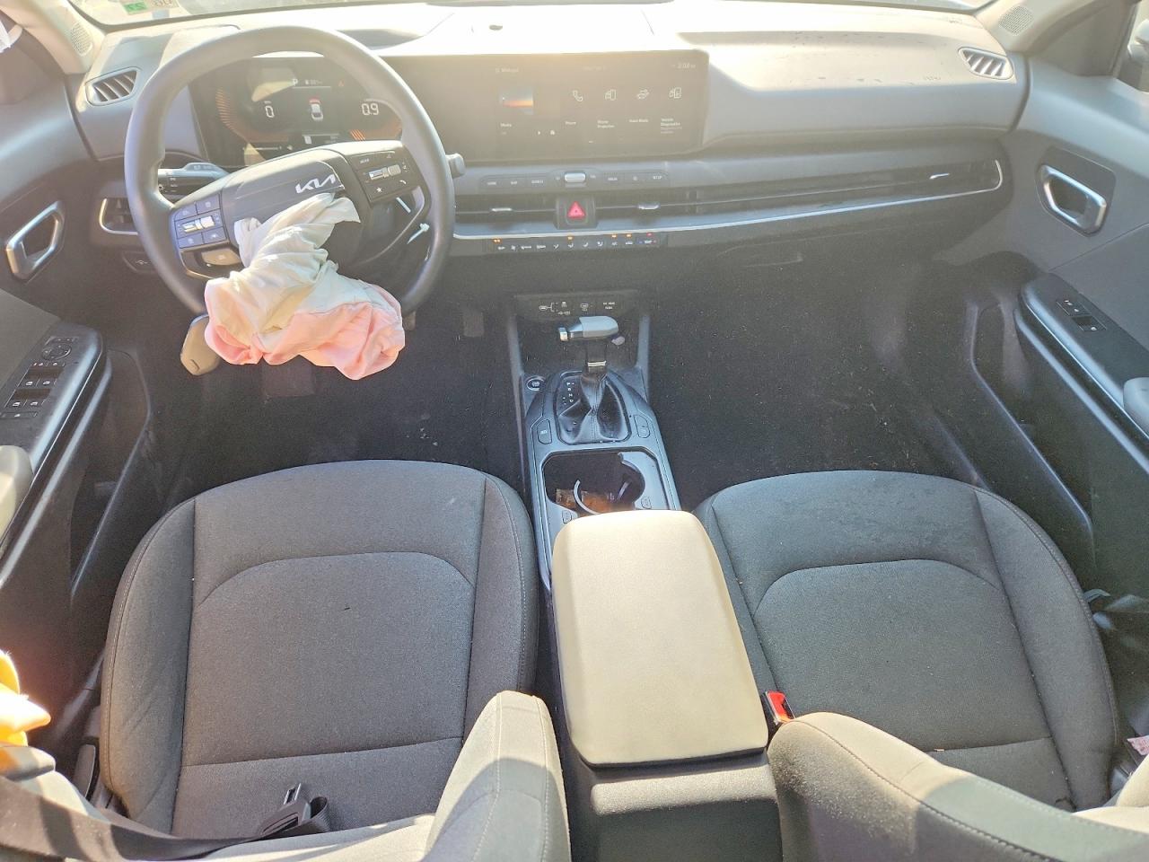 2025 KIA K4 LX photo 15