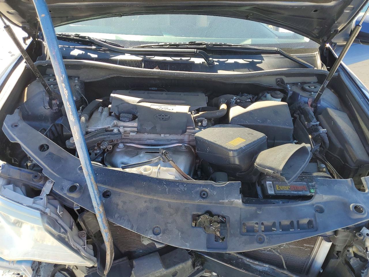 2014 TOYOTA CAMRY L photo 31