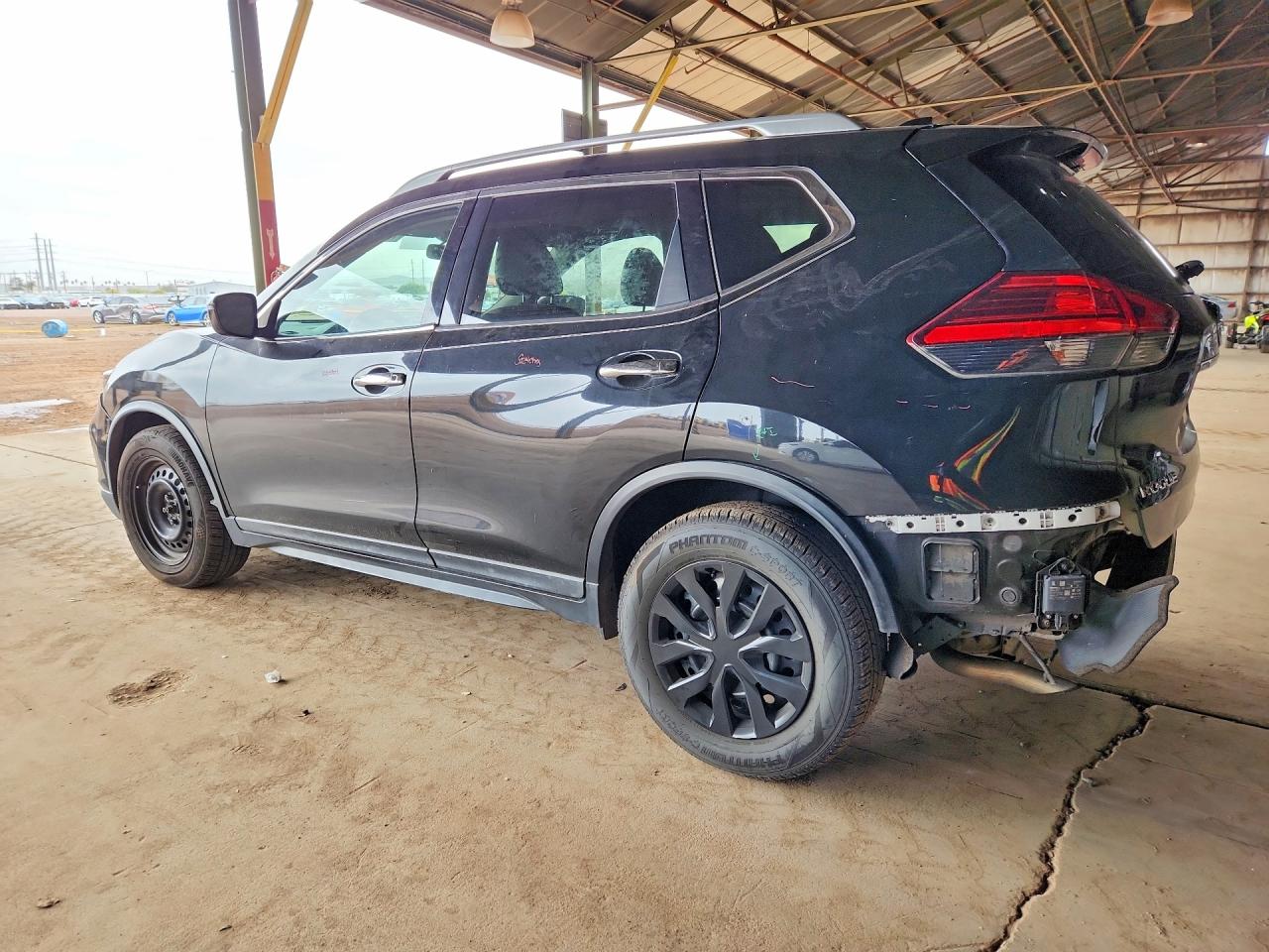 2017 NISSAN ROGUE S photo 2