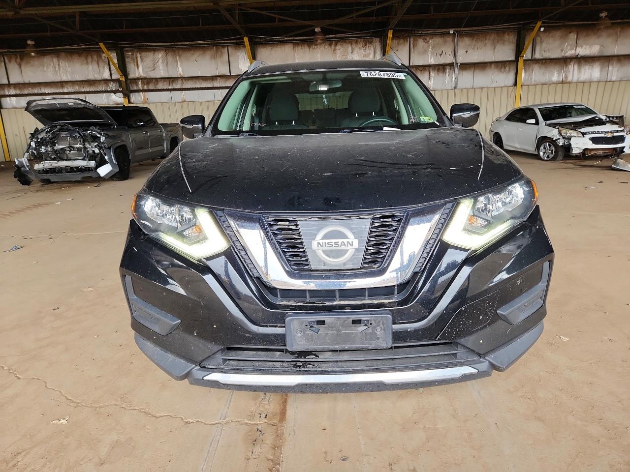 2017 NISSAN ROGUE S photo 5